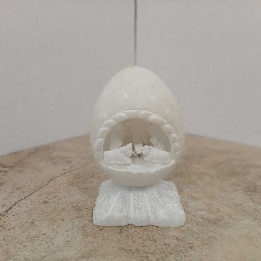 Vintage Handmade Alabaster Egg Nativity Scene Sculpture Christmas Collectible
